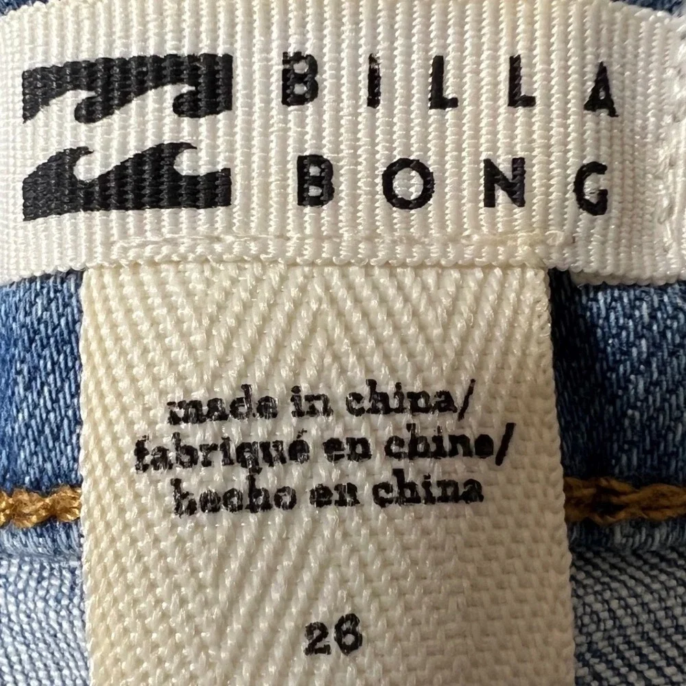 Billabong Womens Lace Up Front Distressed Denim Shorts Medium Wash Blue Size‎ 26